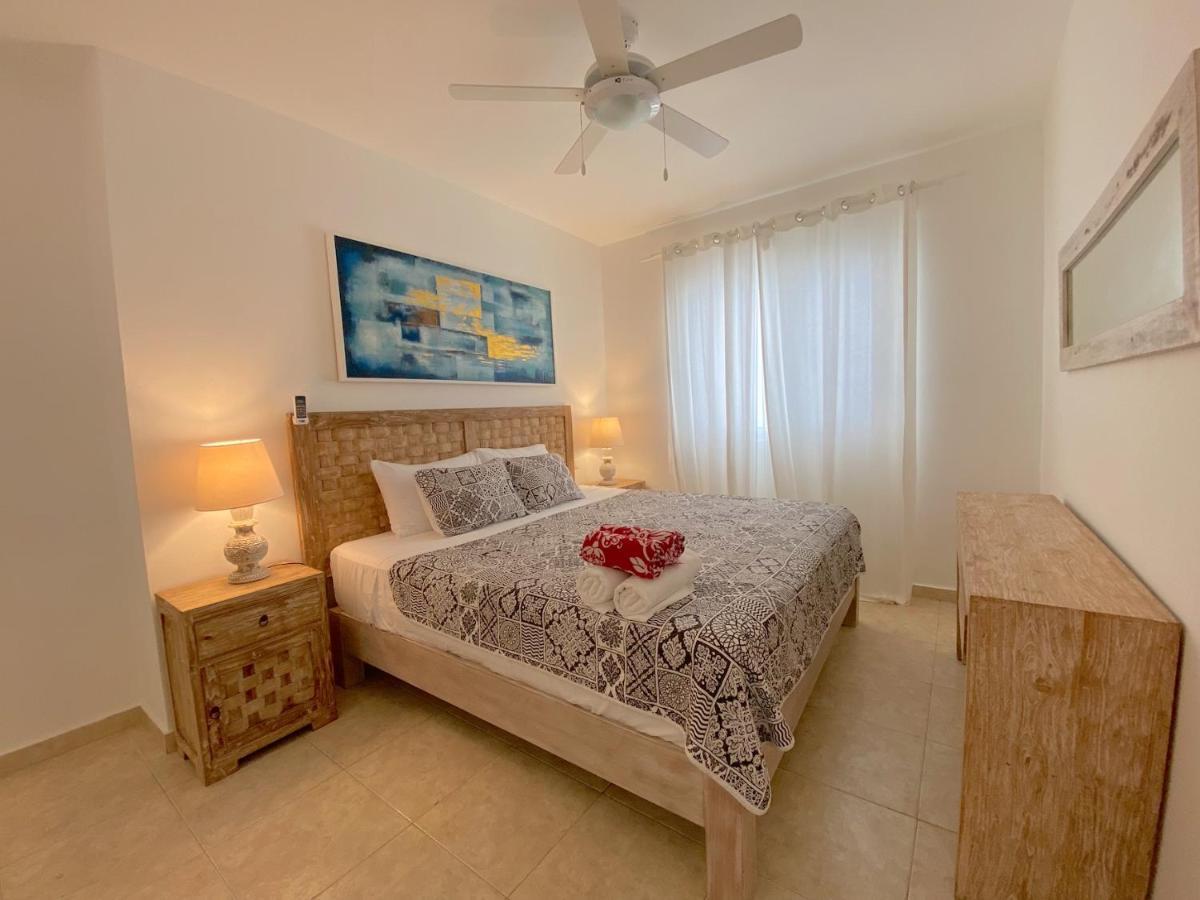 Los Corales Villas And Suites - Beach Club, Spa, Restaurants Punta Cana Buitenkant foto