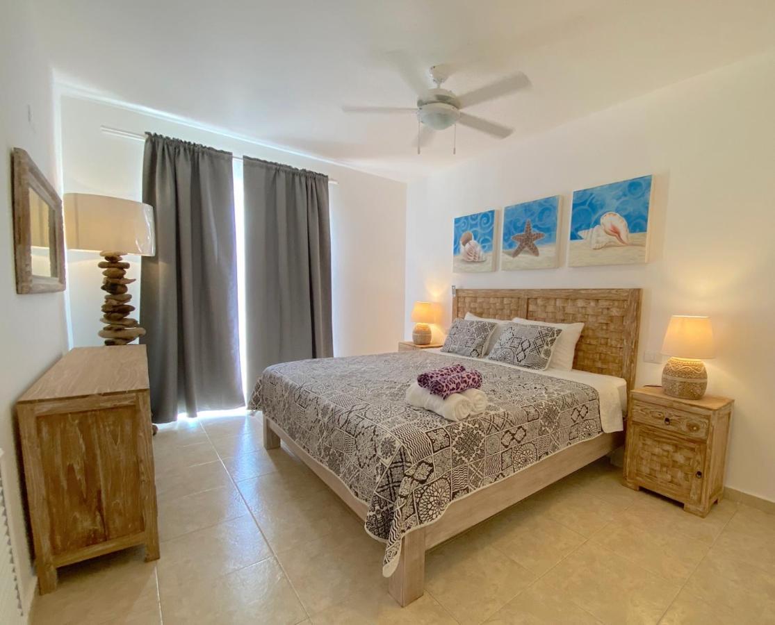Los Corales Villas And Suites - Beach Club, Spa, Restaurants Punta Cana Buitenkant foto