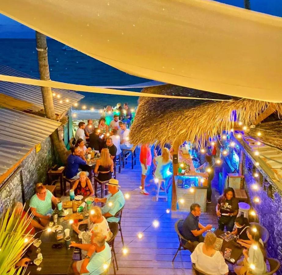 Los Corales Villas And Suites - Beach Club, Spa, Restaurants Punta Cana Buitenkant foto