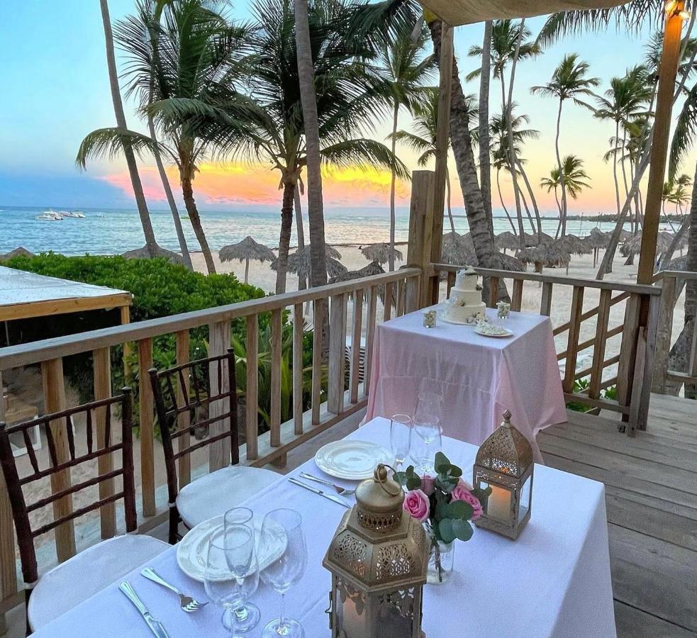 Los Corales Villas And Suites - Beach Club, Spa, Restaurants Punta Cana Buitenkant foto