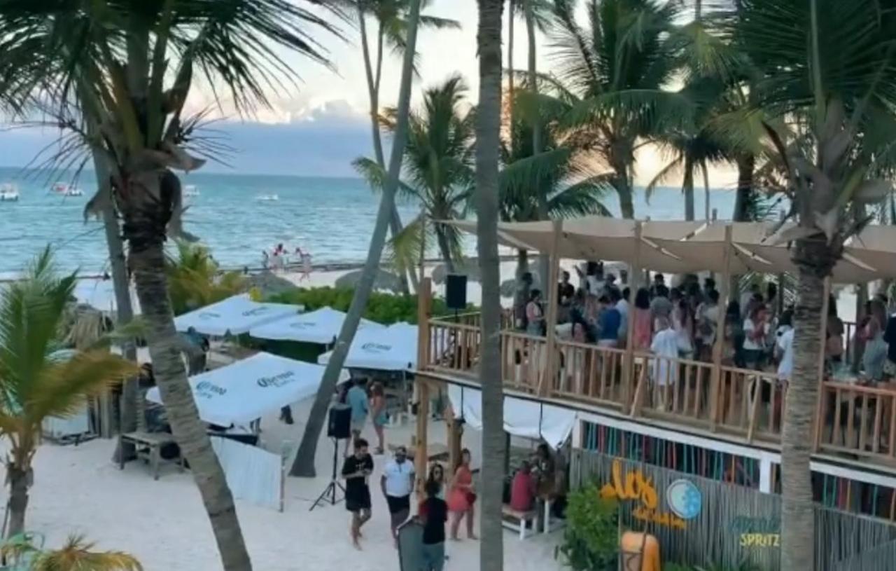 Los Corales Villas And Suites - Beach Club, Spa, Restaurants Punta Cana Buitenkant foto
